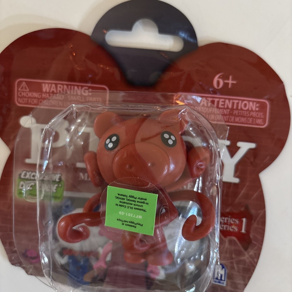 PIGGY Series 1 Parasee Red Blind Bag Minifigure Roblox DLC Exclusive Code