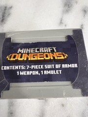 Minecraft Dungeons 9 pc Holy Plate Battle Chest Mojang 2019