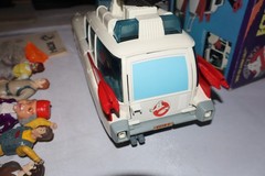 VTG 1984 Real Ghostbusters ORIGINAL Ecto-1 Vehicle 80s w box 100% Complete 7 fig