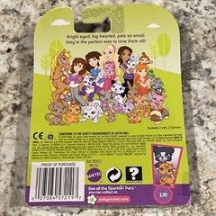 Polly Pockets sparklin pets series 3 new in package sealed dog and cat