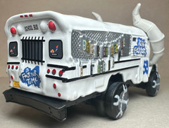 Disney Pixar Cars 3 Demolition Derby Miss Fritter White Bus Diecast 1:55 FC