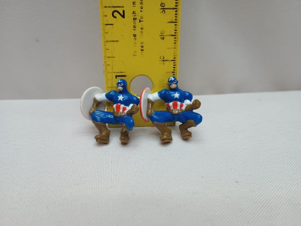 2 Marvel Captian America 3 cm mini figurine