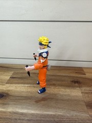 2002 MATTEL SHONEN JUMP’S NARUTO UZUMAKI TREE CLIMBING FIGURE G1 Ships Fast!