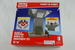 *New* EPIC GAMES Boy’s Fortnite Port A FORT DISPLAY SET Ages 8 Years & Up 63510