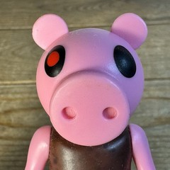 Lot Of 4 Roblox Action Figures Clown Piggy DinoPiggy 3.5″ Collectible Toys