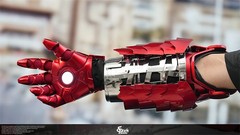 Iron Man MK5 Gauntlet Wearable Right Glove 1/1 Arm Voice/remote control Cosplay