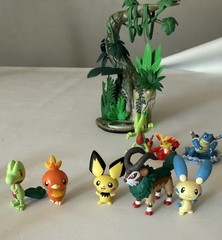Pokemon Select Wild Jungle Enviroment 25 Figures Lot Mankey Treecko Bobble Head