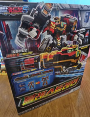 Metal Cardbot S BLASTRAIN Blast Train 2025 Red Transforming Robot Diesel Trains