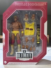 Hulk Hogan WWE Ultimate Edition Amazon Exclusive Fan Takeover Figure