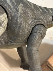 Jurassic Park / World Legacy Apatosaurus Figure Dinosaur Toy 42”; VEGGIESAURUS