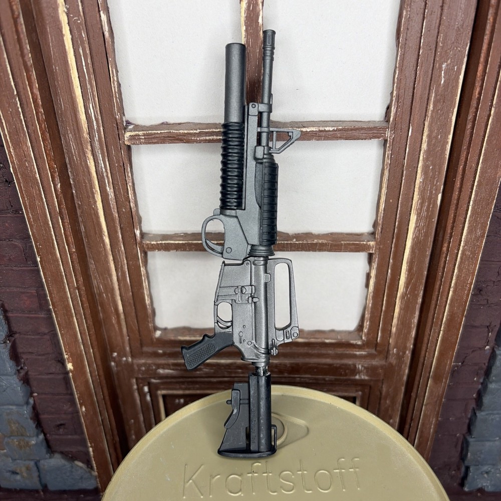 1/6 SCALE m4 with 40mm launcher