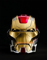 Iron Man MK17 Heart breaker Helmet 1/1 Wearable English Voice-controll Mask Toy