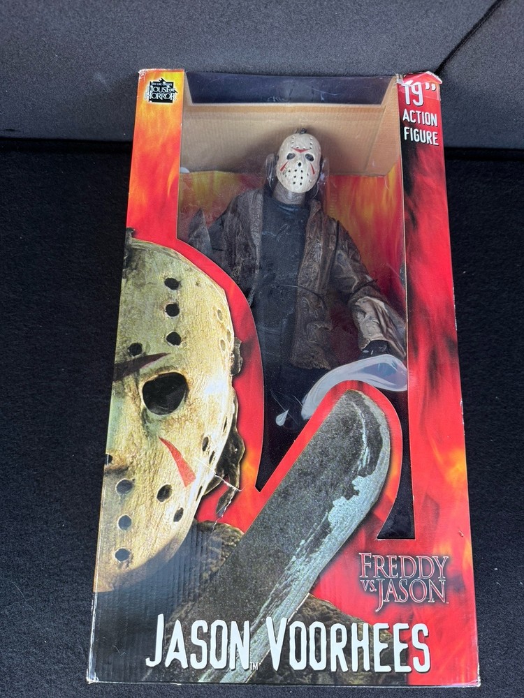 Freddy Vs. Jason 19” Jason Voorhees Figure NECA Reel Toys 2005 New Damaged Box