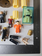 Roblox Toys Action Mini Figures Lot Of Figures and Accessories
