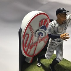 MLB Aaron Judge New York Yankees Lim Ed 9″ Resin Statue #’d / 999 ** 62 Homers