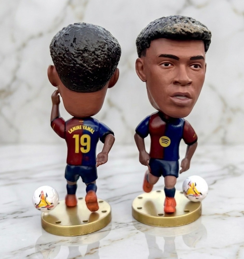 Lamine Yamal Barcelona 2024-25 Home Kit Action Figure 2.5″ Soccer Star Toy Gift