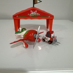 Disney Pixar Planes El Chupacabra Pit Row Giftpack Diecast Rare