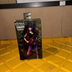 NECA ELVIRA MISTRESS OF THE DARK COMMANDO 7″ ACTION FIGURE FAST SHIPPING