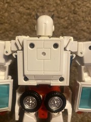 Transformers Masterpiece MP-30 Ratchet KO Version