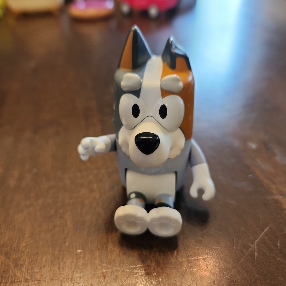 Bluey figure Grandpa Bob “Bobba” Father to Bandit, Rad, and Stripe