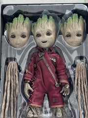 Hot Toys Marvel Guardians of the Galaxy Vol.2 Baby Groot 1/1 Life-Size Figure