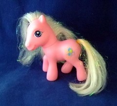Pinkie Pie with White Sparkle Mane and Tail Balloons My Little Pony 2006