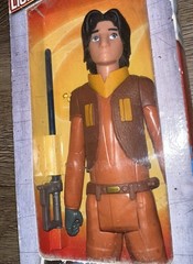 2014 Disney Hasbro Star Wars Rebels Action Figure Ezra Bridger & lightsaber NIB