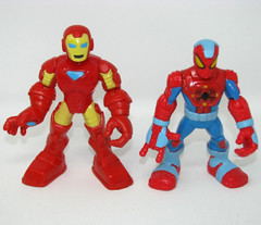 2012 Playskool Heroes 5″ Iron Man & Spiderman Leg Squeeze Action Figure Marvel