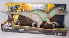 Jurassic World Park DINO TRACKERS INDOMINUS REX Mattel NEW/SEALED!