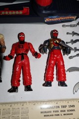 VTG 1994 Karate Fighters Game Samurai Ninja Vs Headstone Box 4 figures EXTRAS