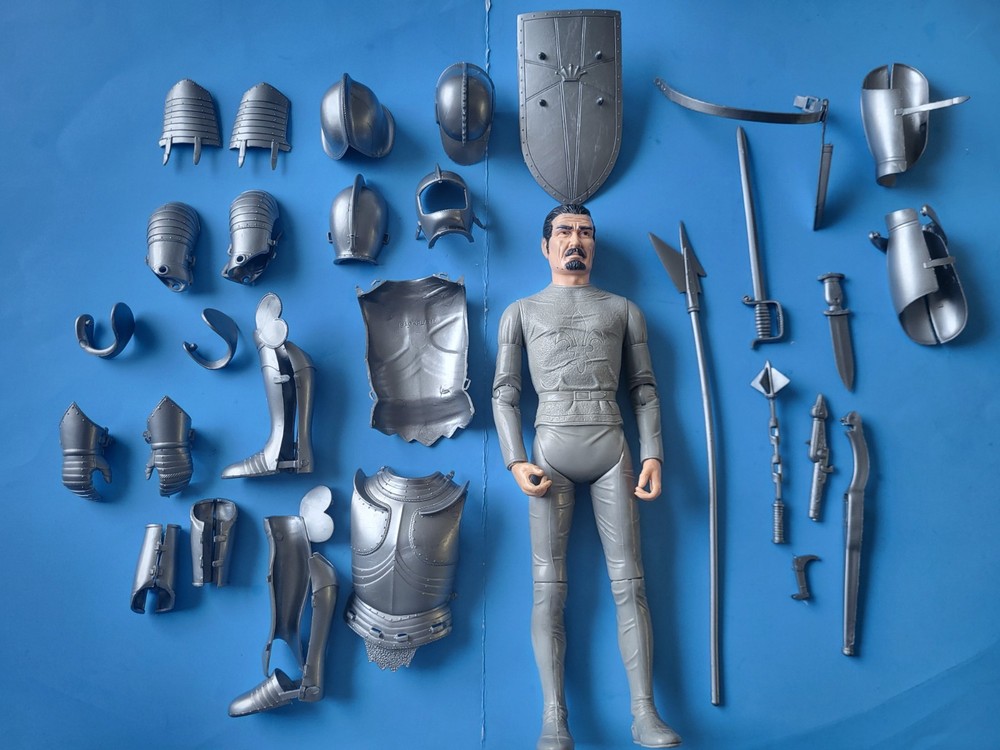 1968 Vintage Marx Sir Stuart Silver Knight Action Figure + Manuel