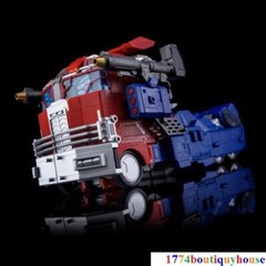 New Transformers Master Made toy SDT-01 SDT01 TITAN Mobile City Metroplex USA