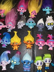 Dreamworks Trolls Mineez Collection Lot of 39 figures
