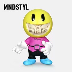 MINDstyle X RON ENGLISH 9 INCH HAPPY BOY GRIN FIGURE YELLOW Limited Editon Rare