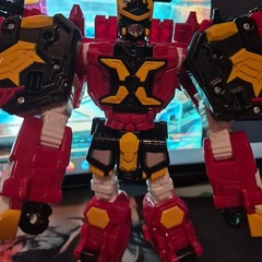 ​Hello Carbot King Guyz X Transforming Robot Action Figure Sonokong Loose