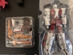 Bingo Toys BT08 -01 HERTZ (Galileo Combiner) , Damaged.