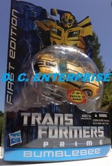 TOMY HASBRO TRANSFORMERS PRIME DELUX BUMBLEBEE FIRST EDITION SCOUT NIB CHINA2011