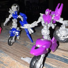 Hasbro Transformers Studio Series 52 Deluxe ROTF Chromia Arcee Elita-1