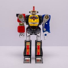 Vintage 1995 Bandai Mighty Morphin Power Rangers Ninja Megazord 8.5” Figure