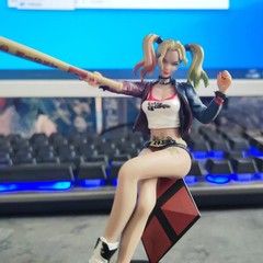 Harley Quinn Suicide Squad Figure DC Comics Baseball Bat Sitting Replica Toy