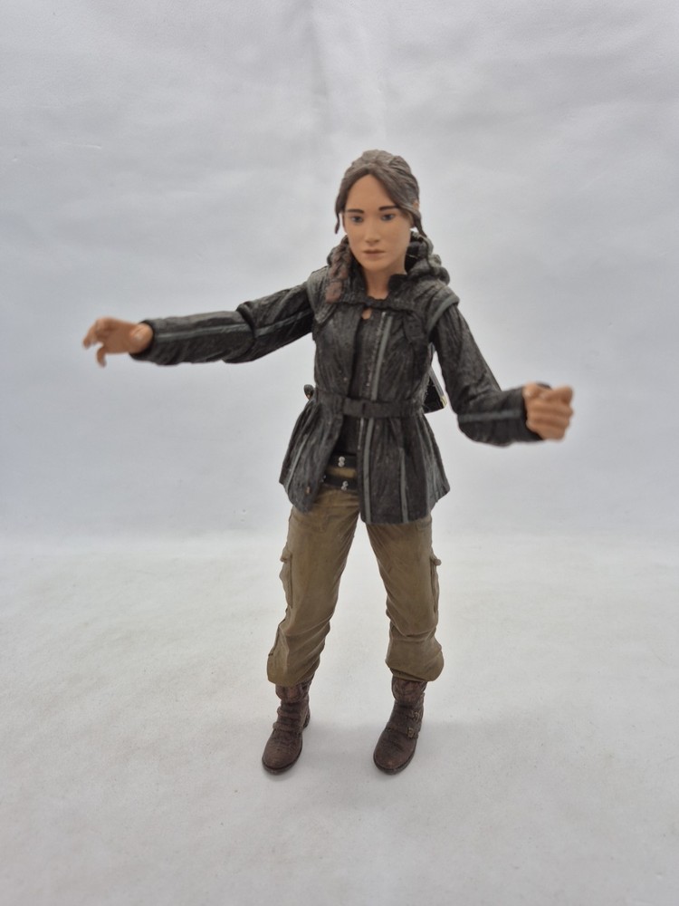 The Hunger Games Katniss Everdeen 6.5″ Action Figure NECA 2012 No Bow & Arrows