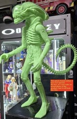 Alien Xenomorph 24″ Glow In The Dark Fig. 2014 SDCC Exclusive Gentle Giant /250