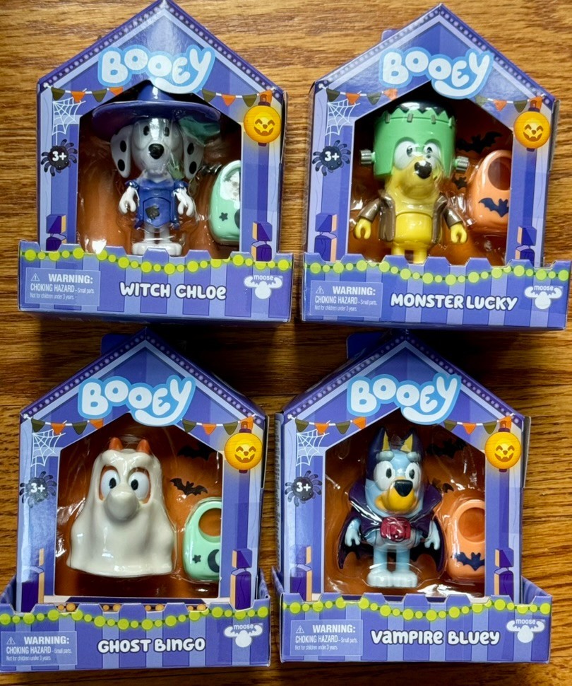 New Bluey Booey Figures Full Set of 4 Chloe Bingo Lucky w/Buckets Halloween
