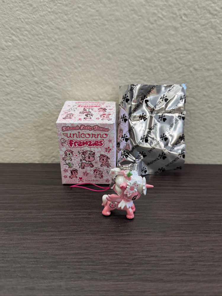 Tokidoki Shimmer Cherry Blossom Unicorno Frenzies Figure Phone Charm – Cherry Bl