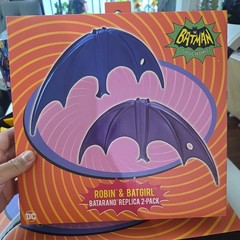 DC DIRECT-1:1 SCALE COLLECTOR COWL -BATMAN 1966 with Batarang NEW IN BOX