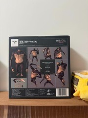 Kaiyodo Revoltech Amazing Yamaguchi Attack on Titan Beast Titan Toy New No Bonus