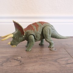 Jurassic World Dominion Roar Strikers Triceratops Dinosaur Figure Mattel