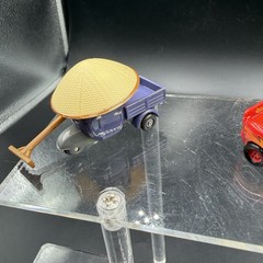 Disney Pixar Cars Plastic & Mini Die cast Mater Luigi Lightning McQueen 8 Piece