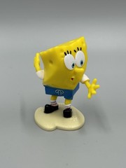 Nickelodeon SpongeBob SquarePants Ripped Pants SpongeBob Figure Just Play 2.75”
