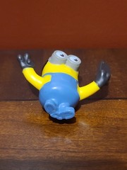 2019 Selfie Dave 2″ McDonald’s Minion Figure Despicable Me Rise of Gru